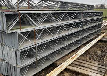 Kratownice dachowe 6.3m,7.9m,9.5m ocynkowane i rury stalowe