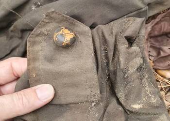 Stary mundur, płaszcz, prochowiec PRL 1960 plecione guziki harcerskie