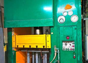 Prasa hydrauliczna PHM 400 Ponar Żywiec
