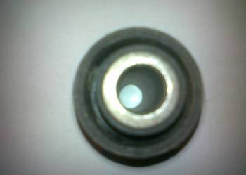 FORD FIESTA 95-99- TULEJA WAHACZA PRZED.PRZEDNIA  L/P NOWA