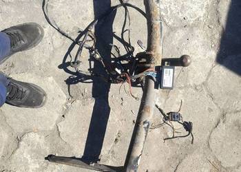 Sprzedam hak do Touran 2005