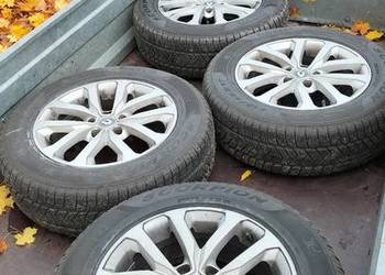 Opony zimowe 17 65 215 Pirelli nowe