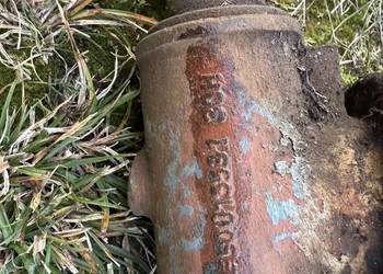 Zwrotnice kompletne razem z piastami  do Ursusa C-328