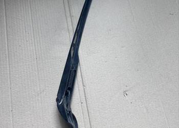 Ramię wycieraczki lewe Audi a6 c6 4f1955409