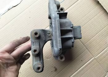 Citroen C3 Mk1 1.4HDI ŁAPA PODUSZKA SILNIKA ŚRUBA ŁAPY PODUSZKI