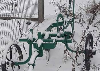 Pług konny dwuskibowy