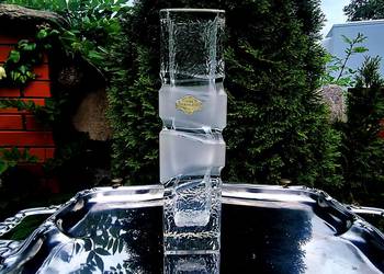 Solidny ciężki wazon kryształowy