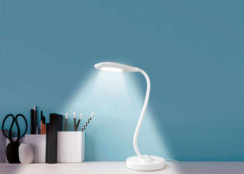 Lampka na biurko LED biała