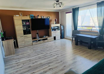 Sprzedam mieszkanie 59,5 m 2 pokoje