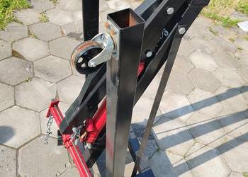 Podnośnik /żuraw warsztatowy z balanserem