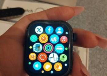 Smartwatch nowy.