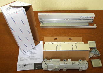 Samozamykacz DORMA TS93B EN 2-5 BASIC z szyną ślizgową+Szyna Dorma G-N