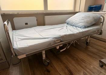 Łóżko szpitalne Deka firmy Stiegelmeyer