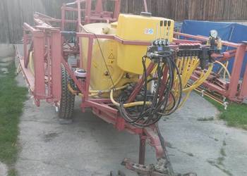 Opryskiwacz 1000l  rozkładany hydraulicznie
