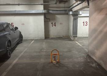 Duże miejsce parkingowe w garażu podziemnym Szczecin Śródmieście