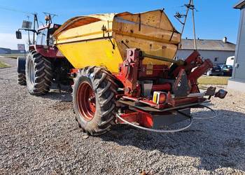 Rozsiewacz Bredal B4S