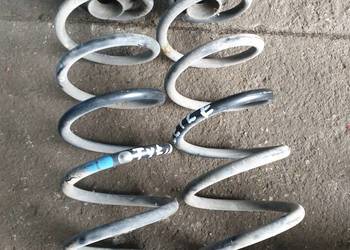 VW NEW BEETLE I SPREZYNY ZAWIESZENIA TYL 2-SZT