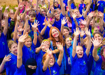 Obozy Młodzieżowe 2026 - Obozy Tematyczne - ViaCamp.pl