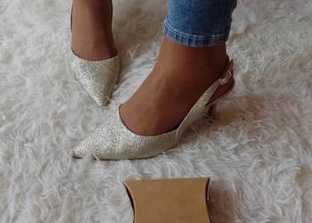 (40) ASOS Design/ Złote czółenka z odkrytą piętą z Londynu, NOWE