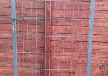 Furtka panelowa 90 wysokość 150 komplet że słupkami zawiasami i zamkiem