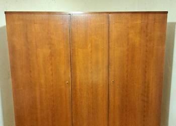 Stara szafa z lat 60