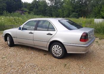 W202 c klasa 2.2cdi 125km skóra ESP nowy przegląd