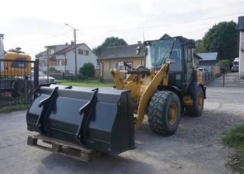 Ładowarka   CAT 906 M, 2022 rok.