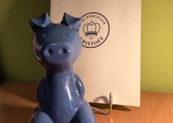 Sympatyczna świnka skarbonka