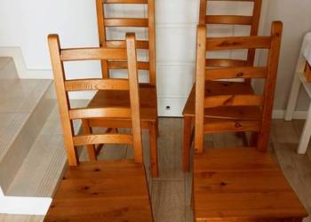 Krzesła wykonane jest z litego drewna 4 szt.