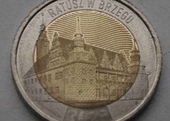 Nowość 5zł z 2025r Ratusz w Brzegu