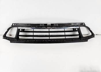 BMW 2 F45 F46 KRATKA ŚRODKOWA ZDERZAKA PRZÓD 7460158