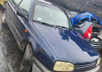 Volkswagen Golf 3 maska