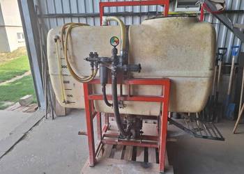 Opryskiwacz herbicydowy sadowniczy zawieszany 500 l