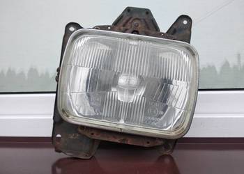 Nissan Navara D21 King Cab lampa przednia prawa reflektor przód pasażera