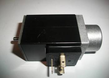 Cewka 0831034004 220VAC