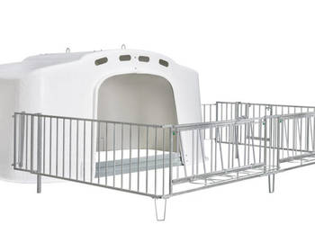 Domek dla cieląt pojedynczy CalfOTel XL-10 z 6-częściowym wygrodzeniem z r…