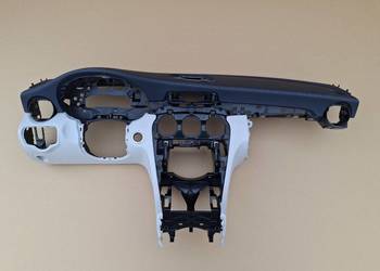 MERCEDES C-KLASA W205 KONSOLA DESKA ROZDZIELCZA KOKPIT A2056804105