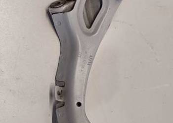 AUDI A6 C7 MOCOWANIE BŁOTNIKA PRAWE 4G0821136A 4G0805816