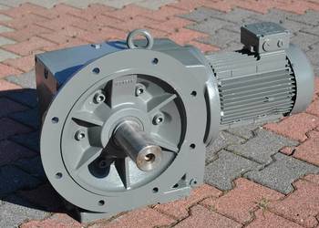 Motoreduktor kątowy 5.5kw. 19obr./min. Firmy SEW