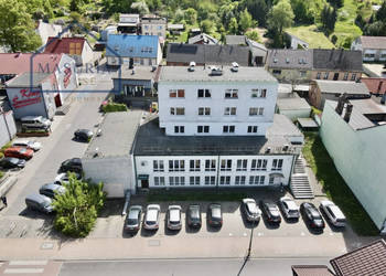Budynek mieszkalno-biurowy w centrum miasta.