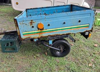 Przyczepka samochodowa