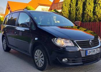 Touran 1.4  Nawigacja / Klimatronik / 6 - biegow !!!