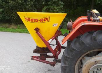 Rozsiewacz do nawozu Lejek GRASS-ROL 350l mały zgrabny nie wysoki