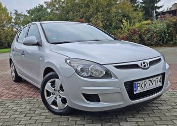 Hyundai i30 benzyna klimatyzacja 5 drzwi Hyundai i30 benzyna klimatyzacja 5 drzwi