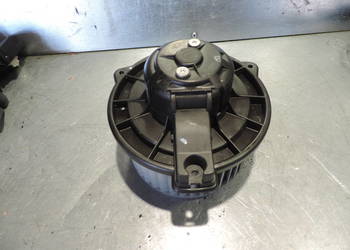 TOYOTA AVENSIS T25 SILNIK DMUCHAWY NAWIEWU WENTYLATOR 0130101601