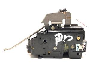 ZAMEK DRZWI PRAWY PRZÓD AUDI A4 B6 Sedan/Limuzyna 8E1837016C 00-05