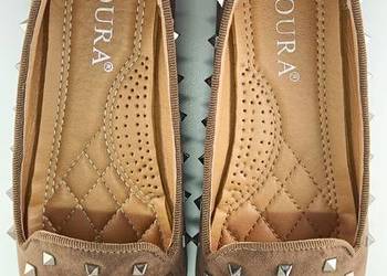 Czółenka damskie z ćwiekami. Nowe. Rozmiar 37.