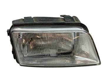 LAMPA PRZÓD PRAWA PRZED LIFT  8D0941004A Audi A4 I (1994-2001) B5