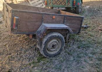 Przyczepka samochodowa