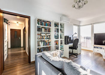 2 pokoje z klimatyzacją i garażem – Wola, ul. Nakielska 1C